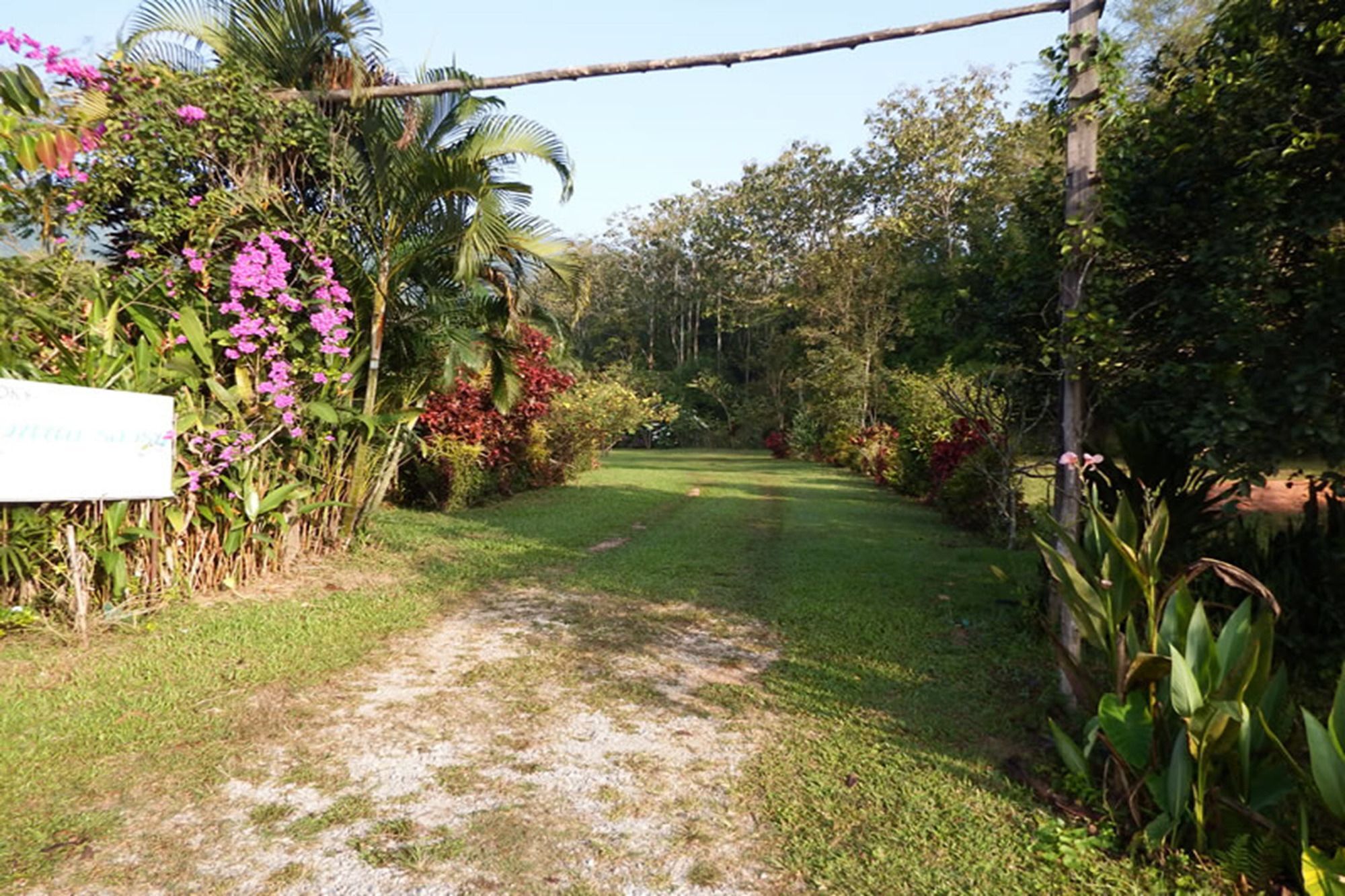 Noks Garden Resort Chiang Rai Buitenkant foto